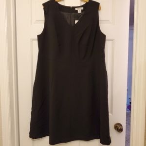 Beautiful Suiting black dress, size 20W
